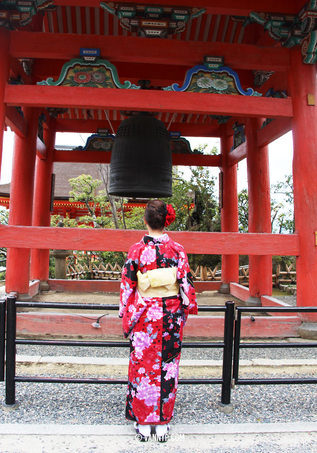 kimono-kyoto-fushimi-inari-taisha-12